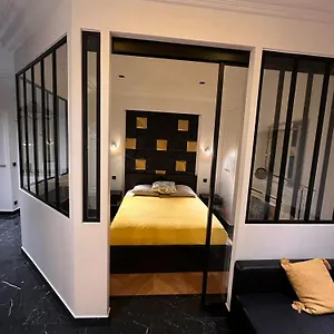 Cosy Sur Les Champs-elysées Appartement